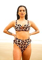 Stefani Bays